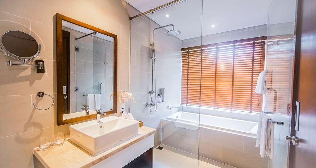 Best Western Premier Sonasea Villas Phú Quốc Exterior foto